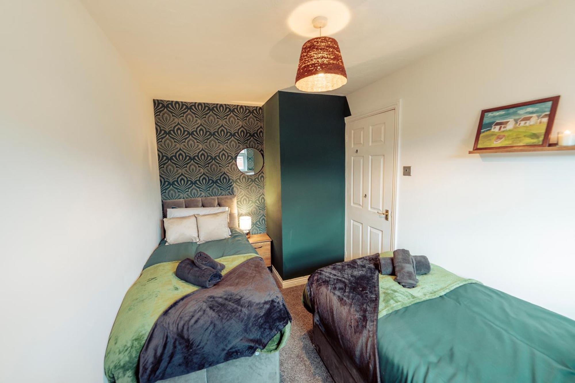 2 Bedroom Peaceful Home, Colchester Mile End Kültér fotó