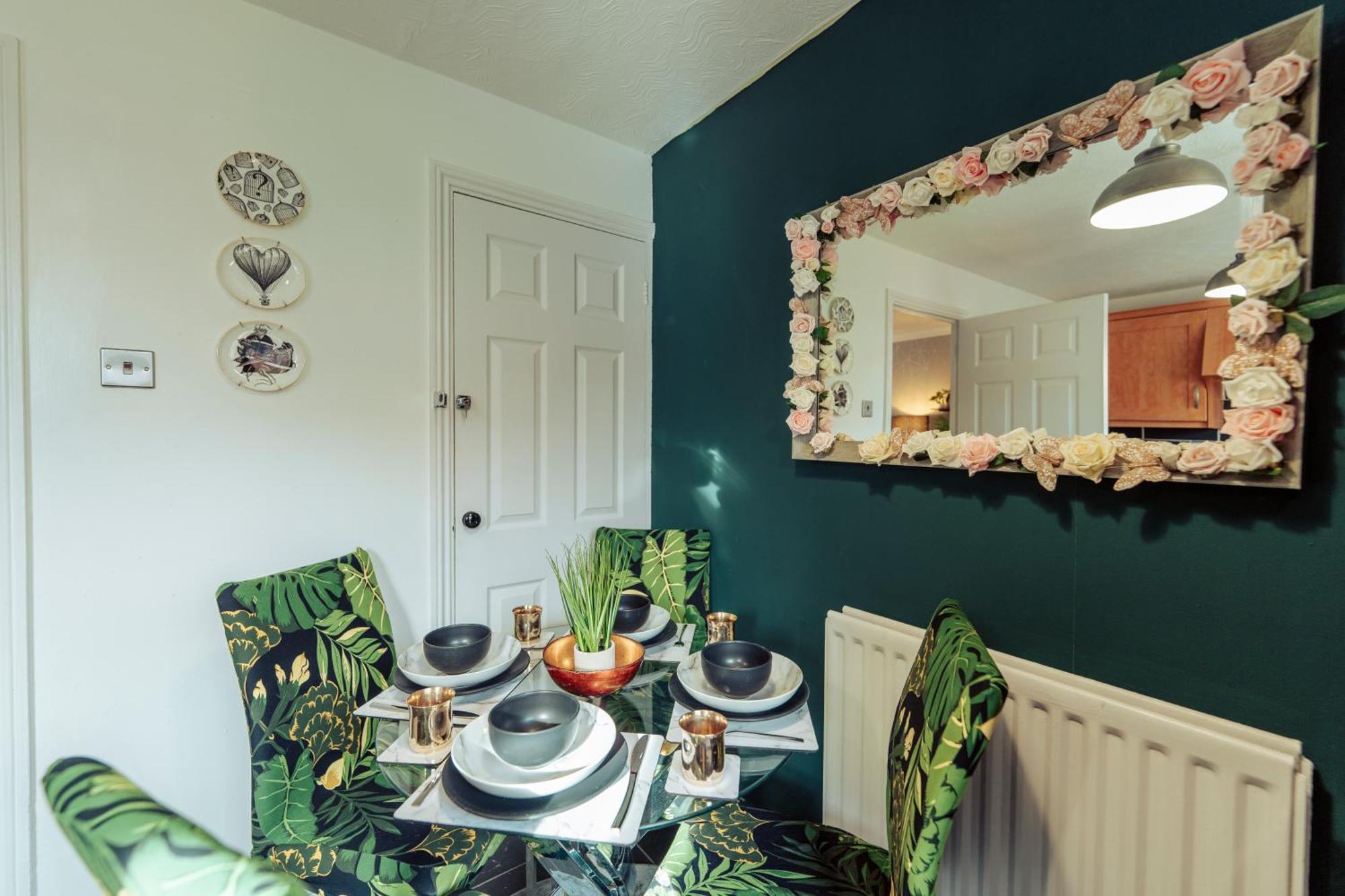 2 Bedroom Peaceful Home, Colchester Mile End Kültér fotó